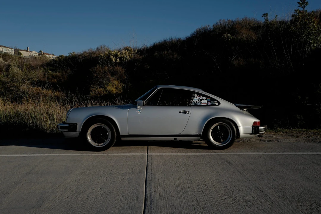 1987 Porsche 911 Carrera 3.2 - Image 14 of 31