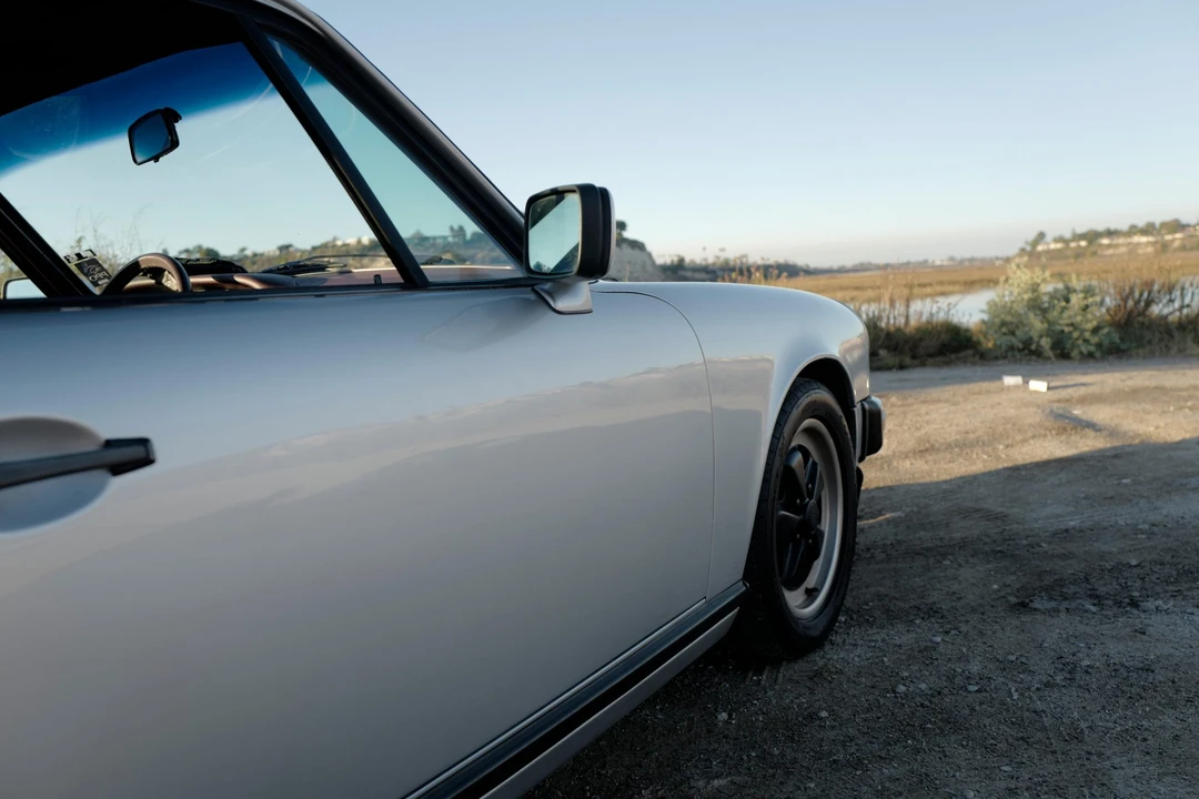 1987 Porsche 911 Carrera 3.2 - Image 29 of 31