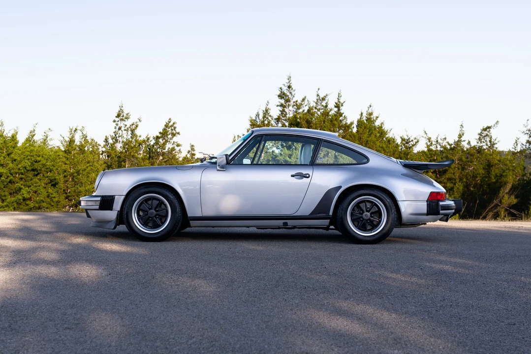 1987 Porsche 911 Carrera 3.2 - Image 8 of 31