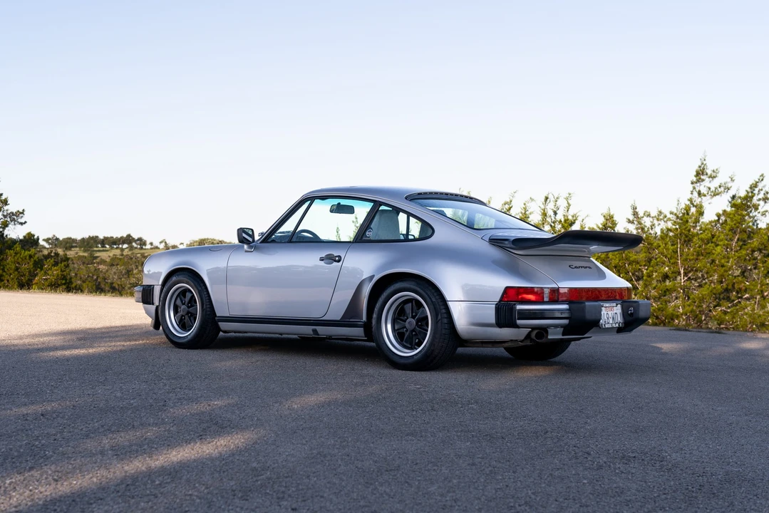 1987 Porsche 911 Carrera 3.2 - Image 9 of 31