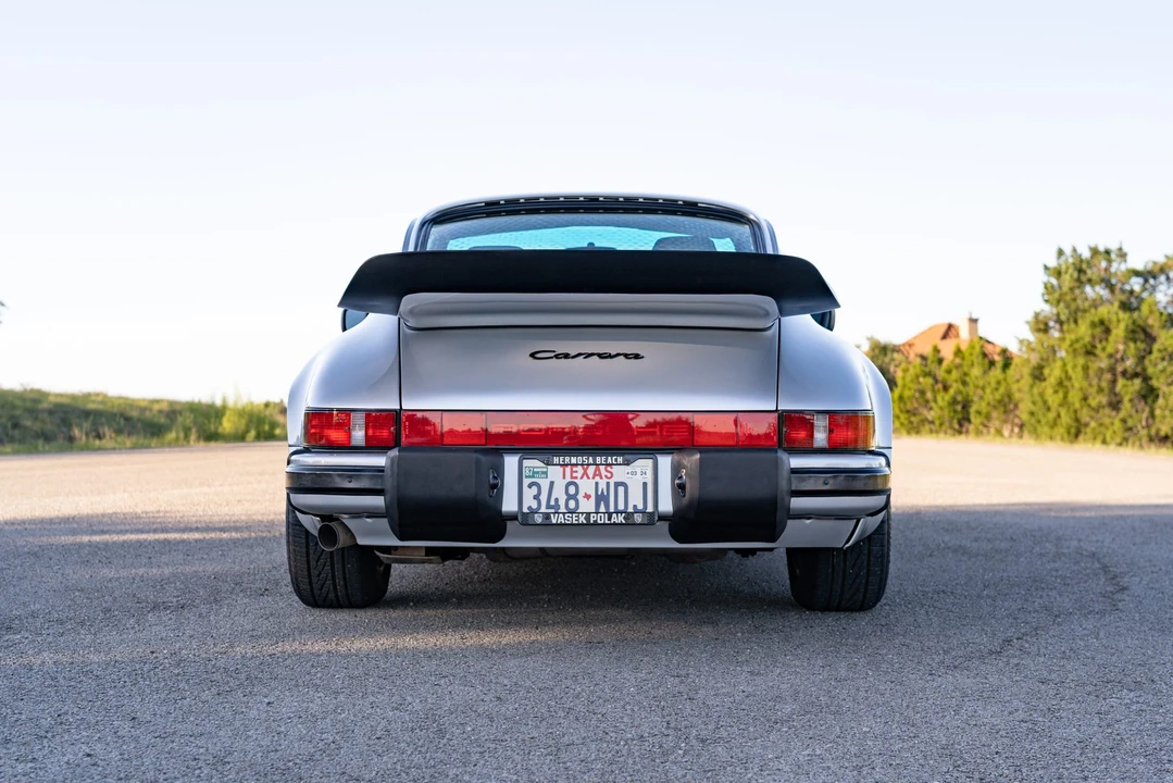 1987 Porsche 911 Carrera 3.2 - Image 10 of 31
