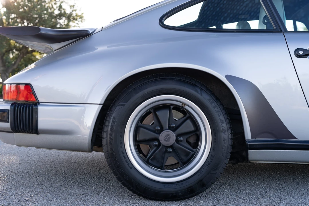 1987 Porsche 911 Carrera 3.2 - Image 18 of 31