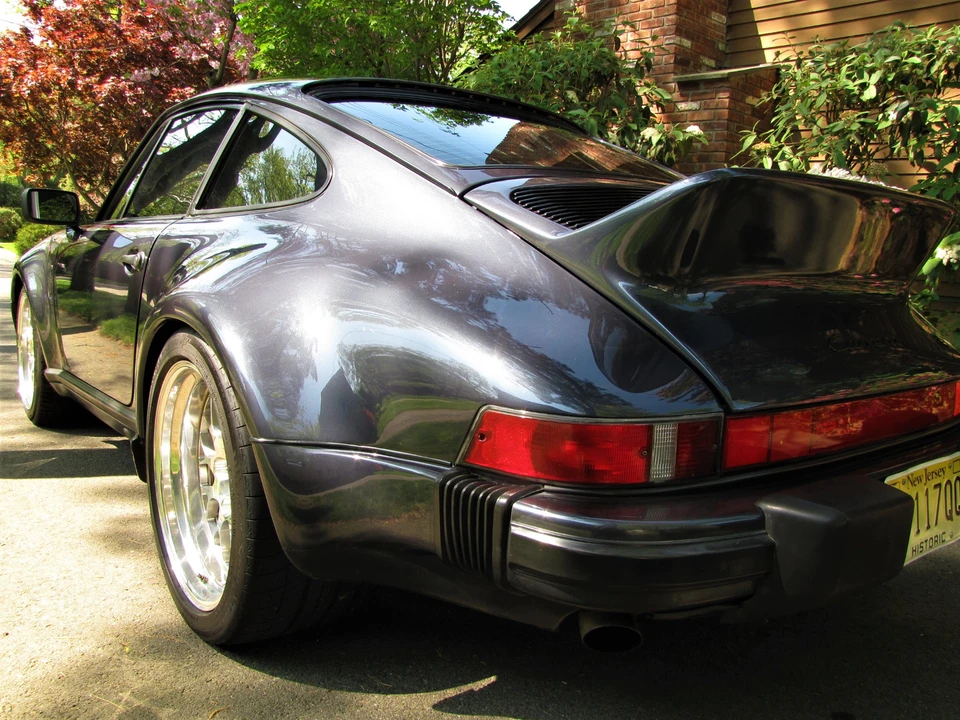 1987 Porsche 911 Carrera 3.2 - Image 30 of 31