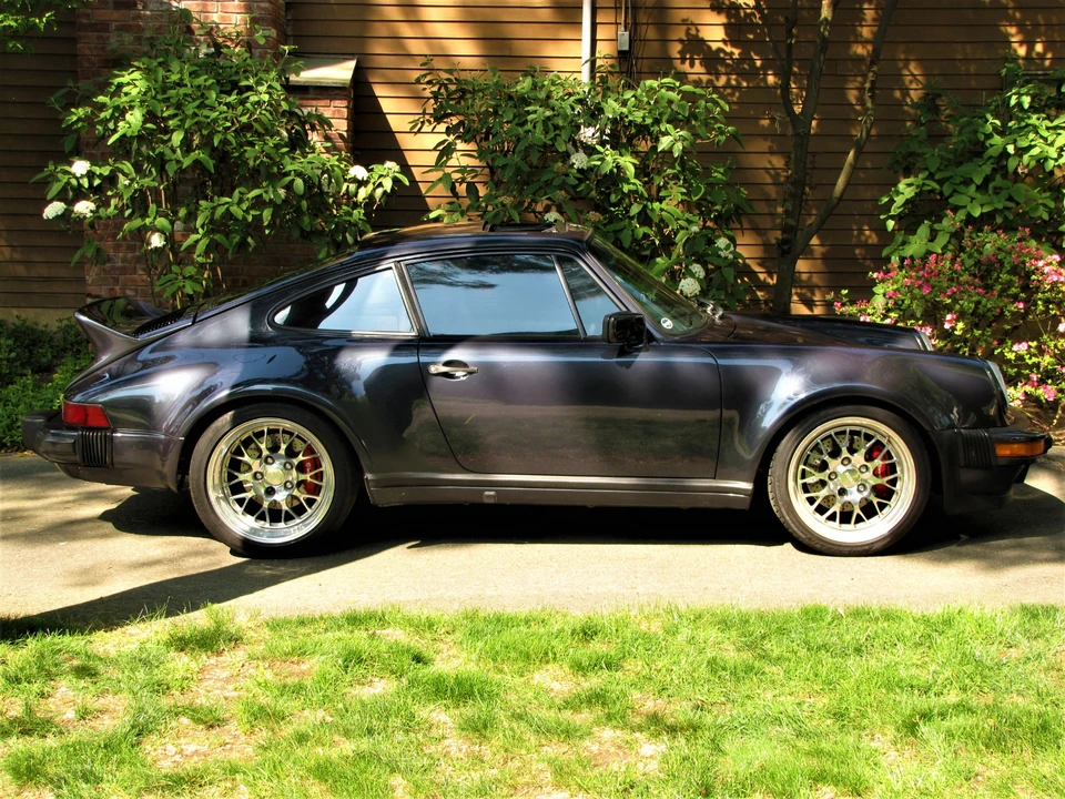 1987 Porsche 911 Carrera 3.2 - Image 10 of 31