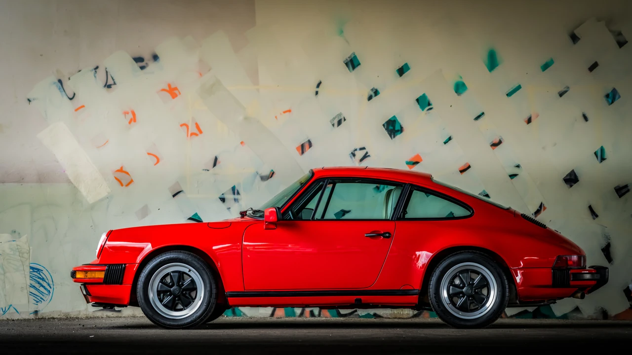 1987 Porsche 911 Carrera 3.2 - Image 3 of 31