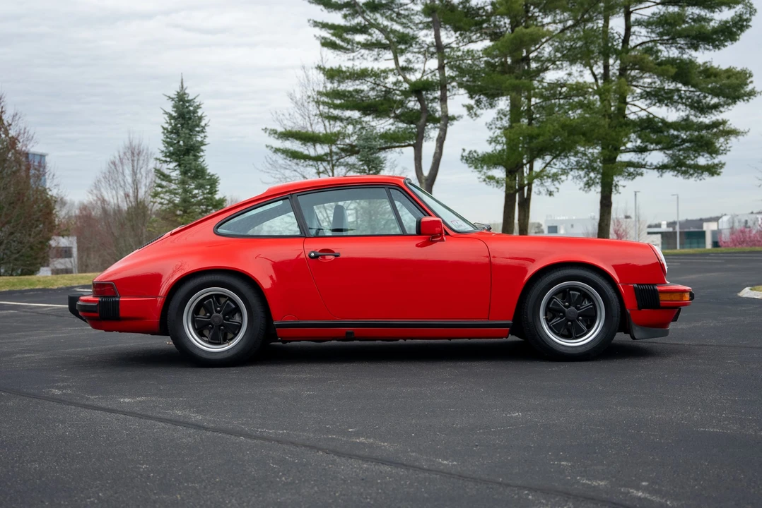 1987 Porsche 911 Carrera 3.2 - Image 13 of 31