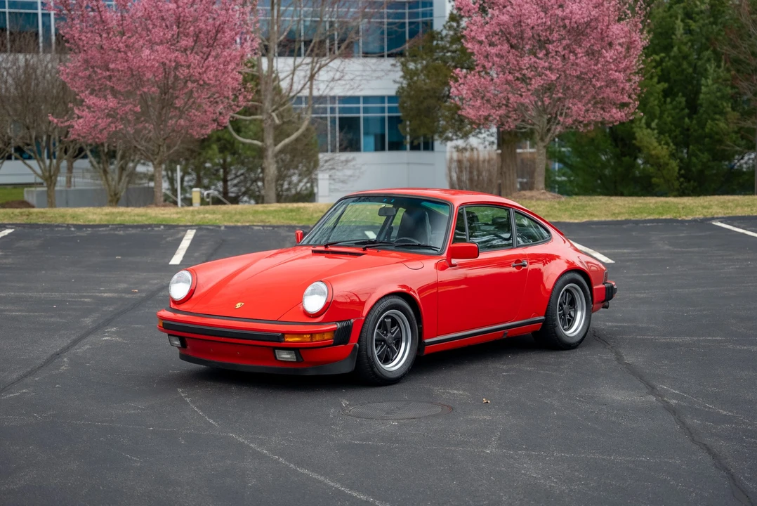 1987 Porsche 911 Carrera 3.2 - Image 2 of 31