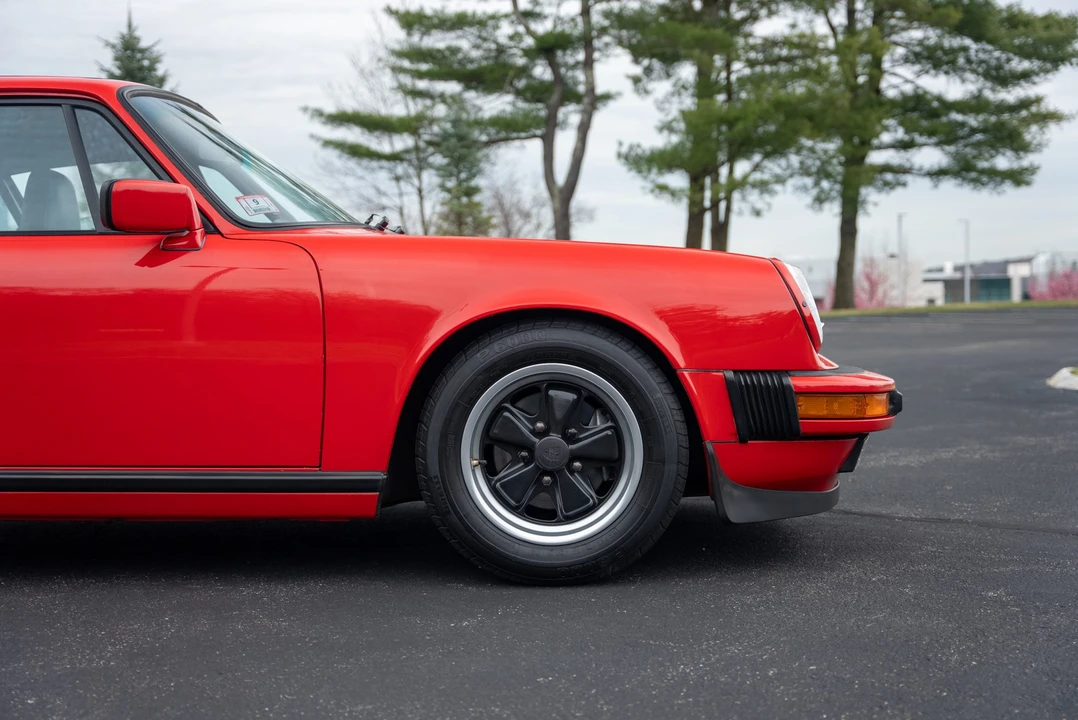 1987 Porsche 911 Carrera 3.2 - Image 28 of 31