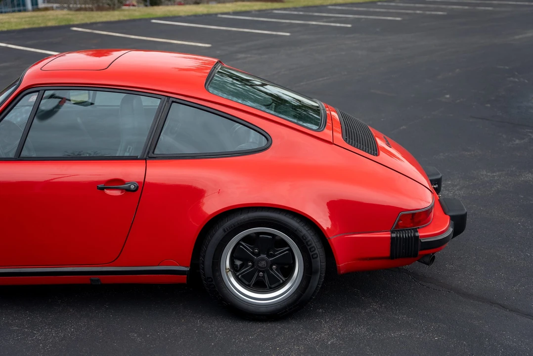 1987 Porsche 911 Carrera 3.2 - Image 25 of 31