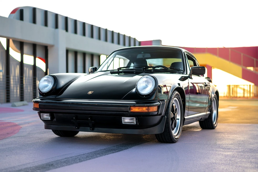 1987 Porsche 911 Carrera 3.2 - Image 3 of 31