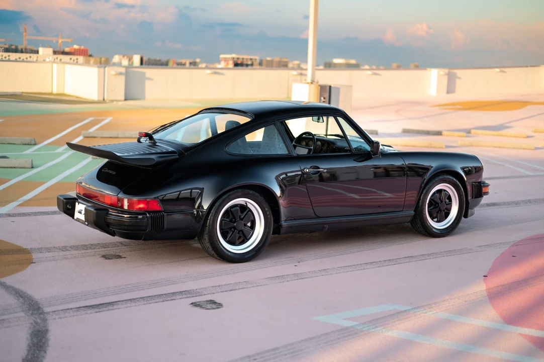 1987 Porsche 911 Carrera 3.2 - Image 16 of 31