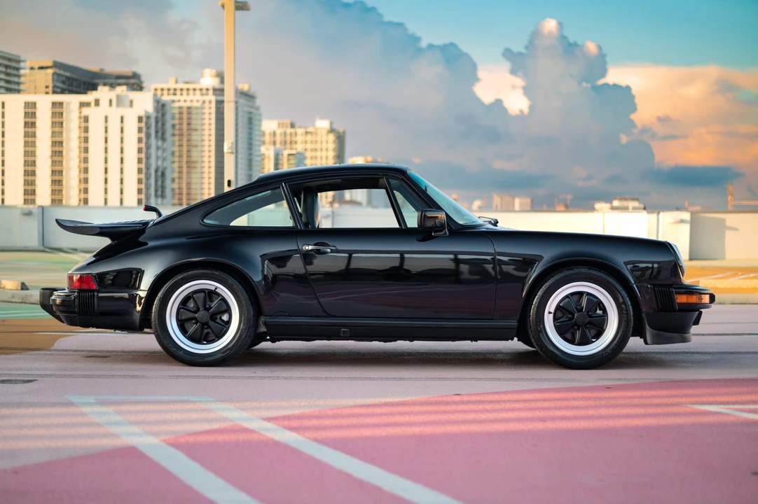 1987 Porsche 911 Carrera 3.2 - Image 18 of 31