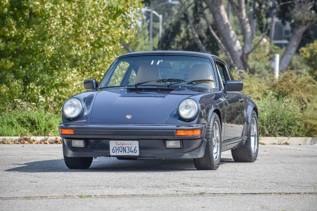 1987 Porsche 911 Carrera 3.2 - Image 2 of 31