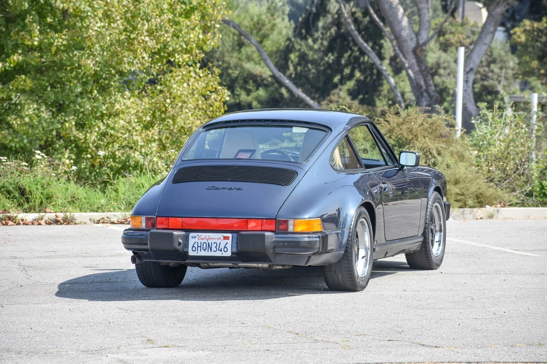 1987 Porsche 911 Carrera 3.2 - Image 13 of 31