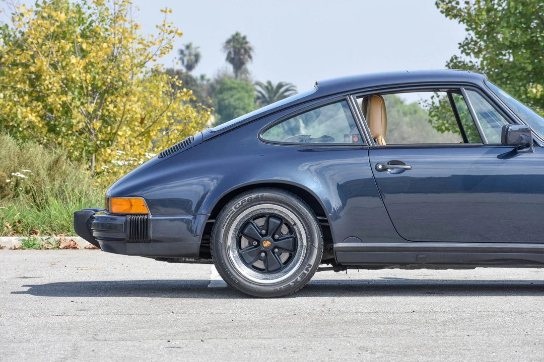 1987 Porsche 911 Carrera 3.2 - Image 18 of 31