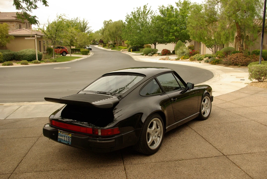 1987 Porsche 911 Carrera 3.2 - Image 5 of 31