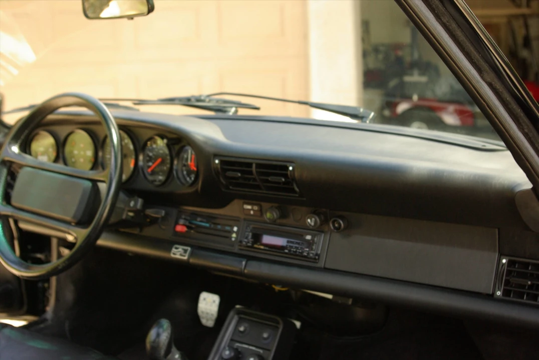 1987 Porsche 911 Carrera 3.2 - Image 31 of 31
