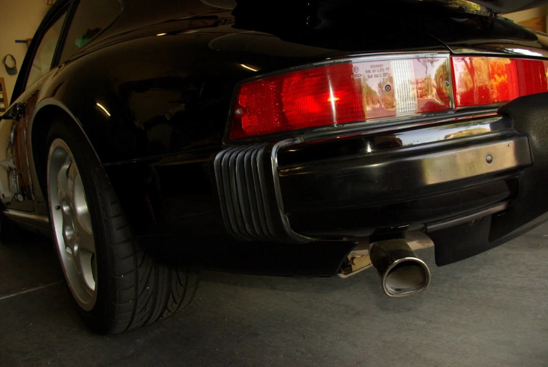1987 Porsche 911 Carrera 3.2 - Image 24 of 31
