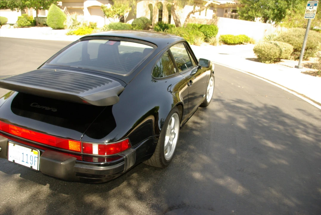 1987 Porsche 911 Carrera 3.2 - Image 17 of 31