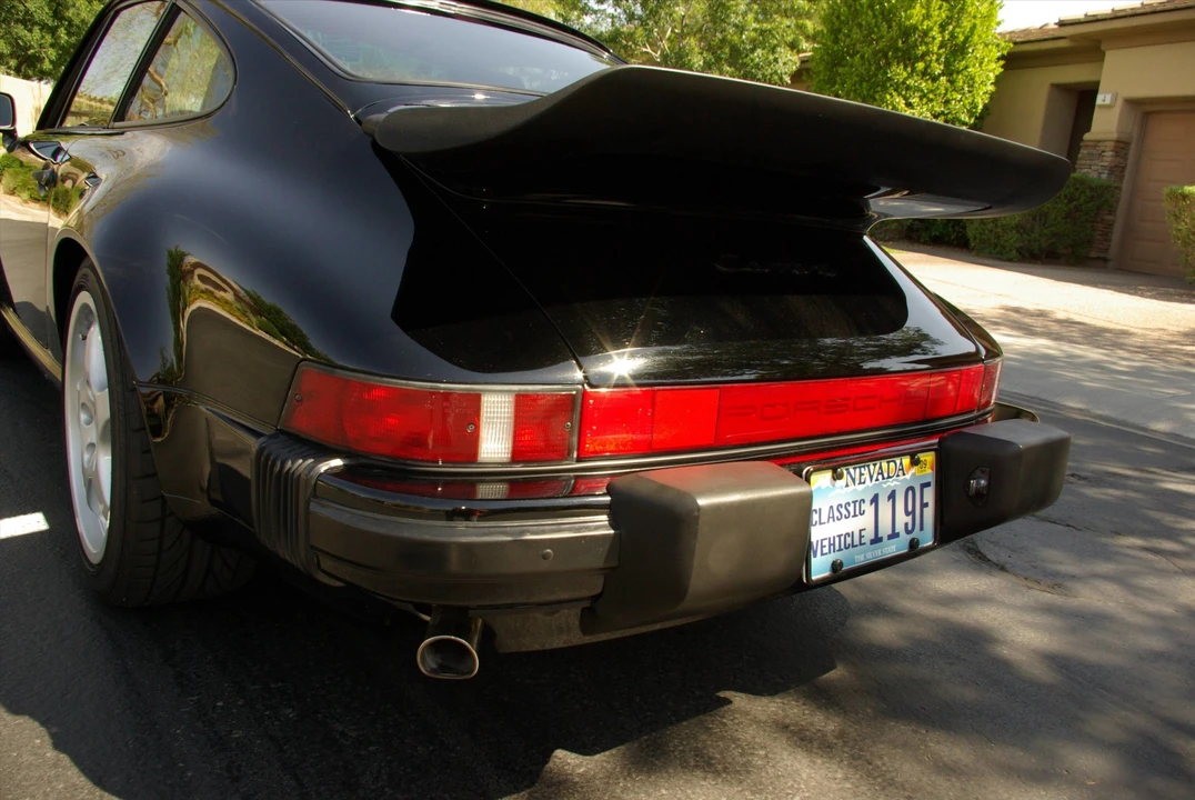 1987 Porsche 911 Carrera 3.2 - Image 16 of 31