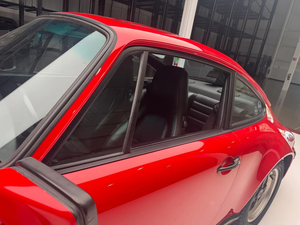 1987 Porsche 911 Carrera 3.2 - Image 25 of 31