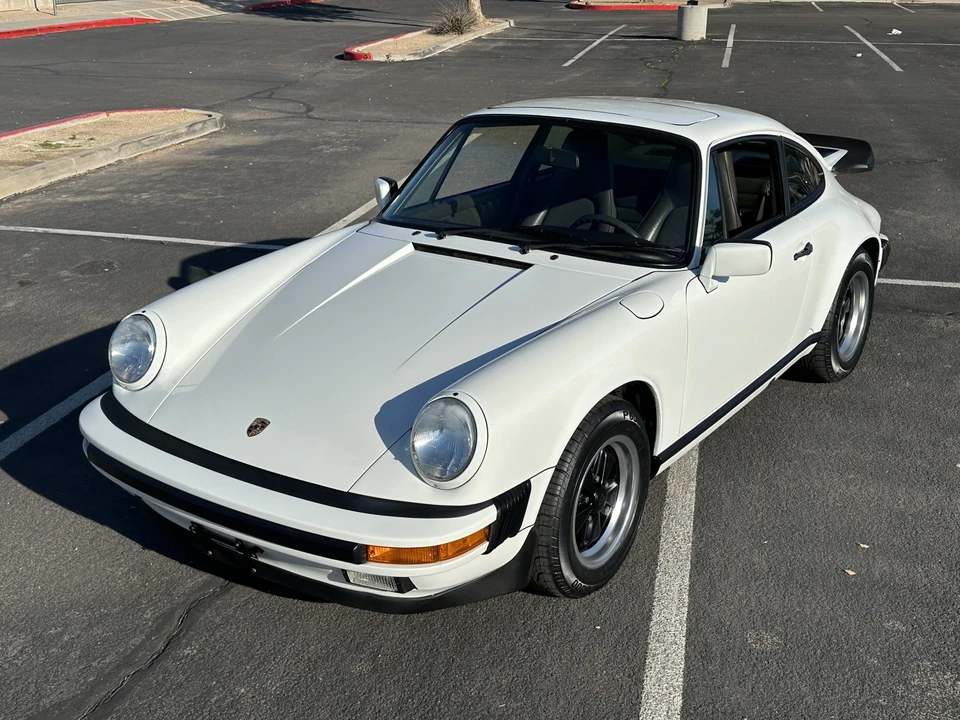 1987 Porsche 911 Carrera 3.2 - Image 11 of 31