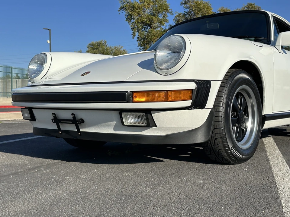 1987 Porsche 911 Carrera 3.2 - Image 28 of 31