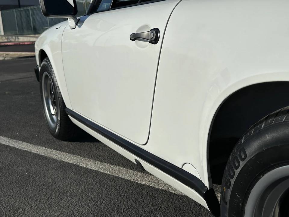 1987 Porsche 911 Carrera 3.2 - Image 25 of 31