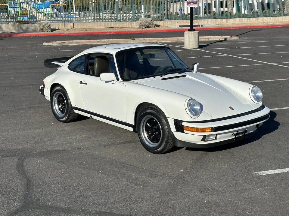 1987 Porsche 911 Carrera 3.2 - Image 14 of 31