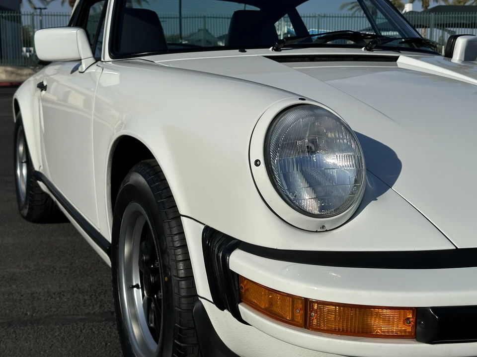 1987 Porsche 911 Carrera 3.2 - Image 18 of 31