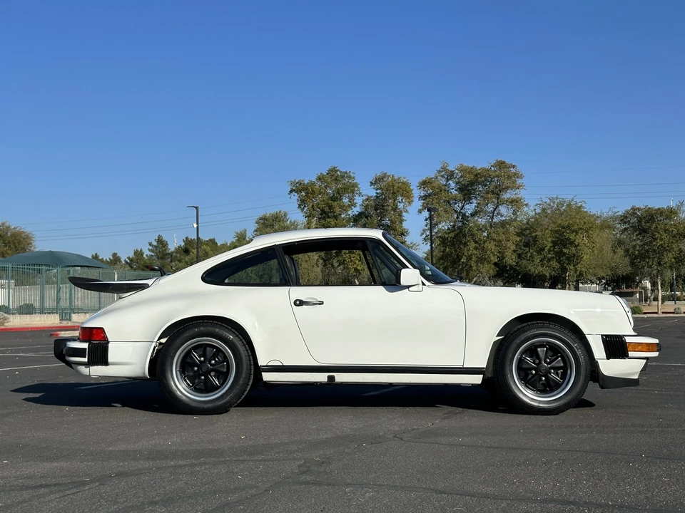 1987 Porsche 911 Carrera 3.2 - Image 7 of 31