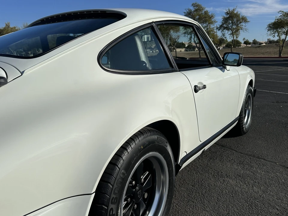 1987 Porsche 911 Carrera 3.2 - Image 20 of 31