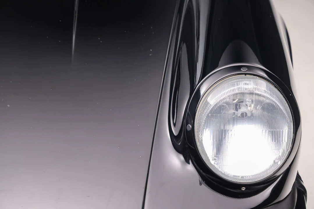 1987 Porsche 911 Carrera 3.2 - Image 17 of 31