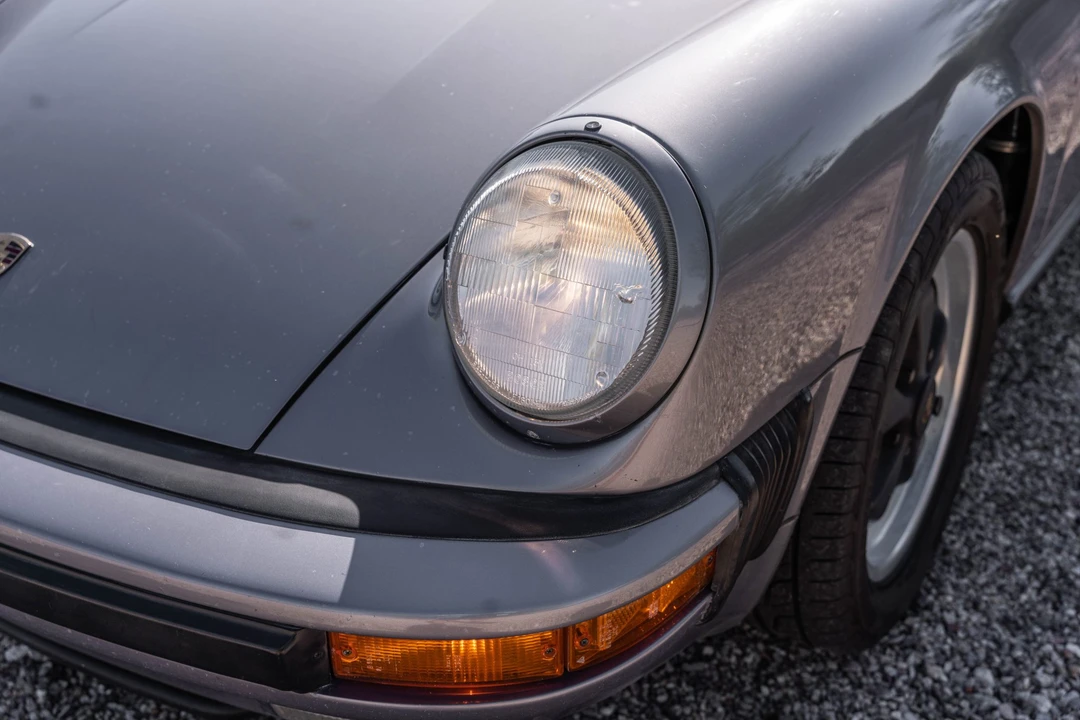 1987 Porsche 911 Carrera 3.2 - Image 11 of 31