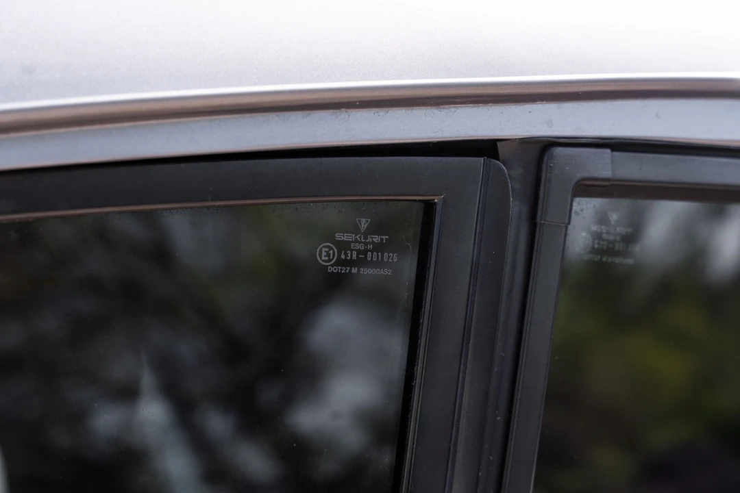 1987 Porsche 911 Carrera 3.2 - Image 20 of 31