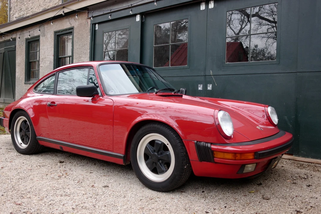 1987 Porsche 911 Carrera 3.2 - Image 10 of 31