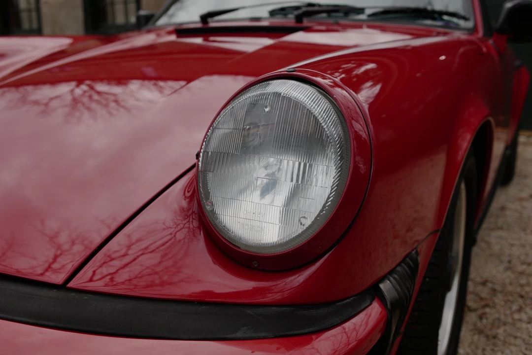 1987 Porsche 911 Carrera 3.2 - Image 28 of 31