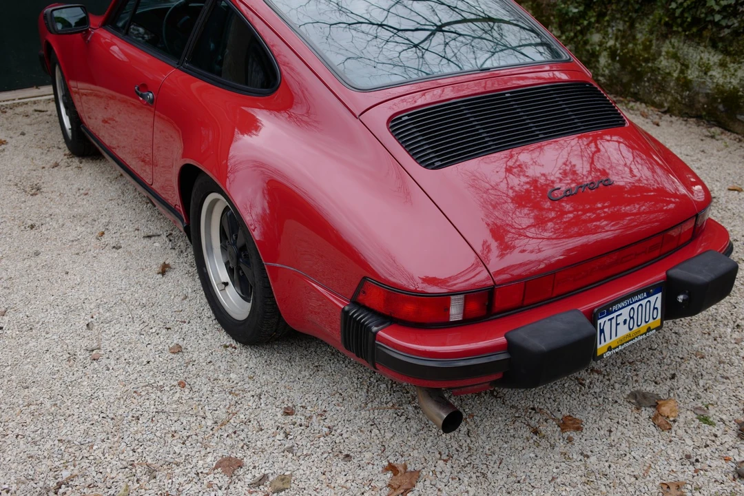 1987 Porsche 911 Carrera 3.2 - Image 17 of 31