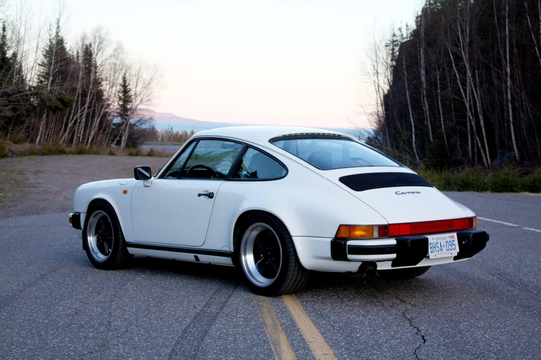 1987 Porsche 911 Carrera 3.2 - Image 11 of 31