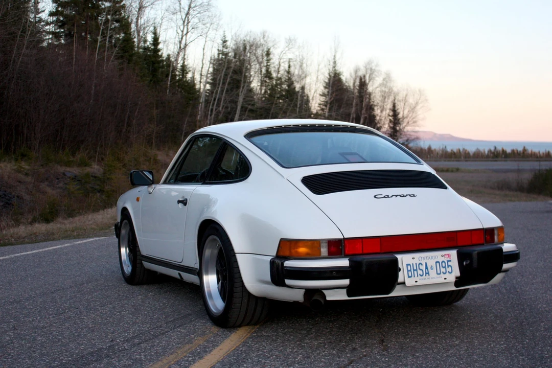1987 Porsche 911 Carrera 3.2 - Image 13 of 31