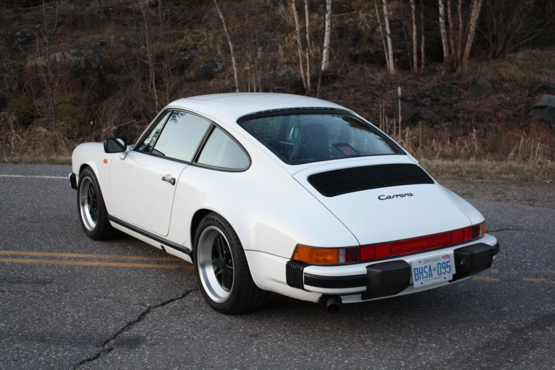1987 Porsche 911 Carrera 3.2 - Image 18 of 31
