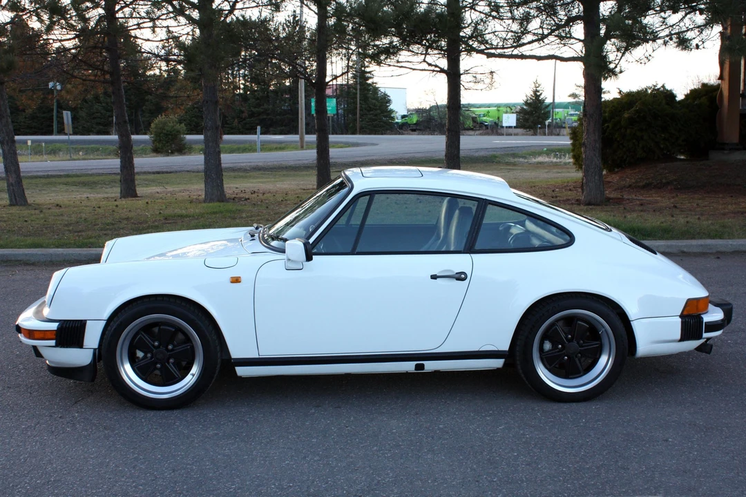 1987 Porsche 911 Carrera 3.2 - Image 10 of 31