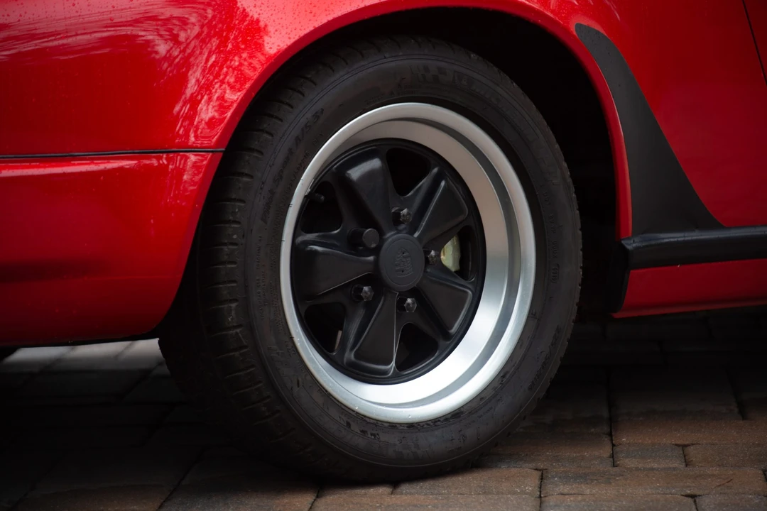 1987 Porsche 911 Carrera 3.2 - Image 24 of 31