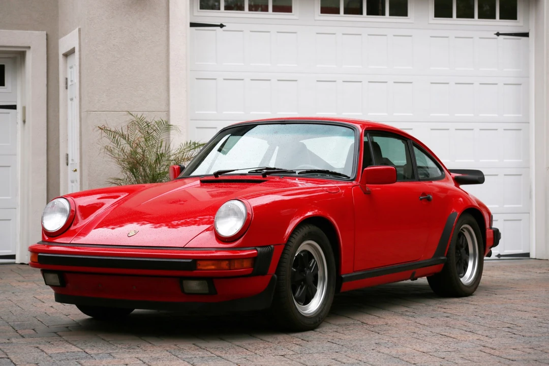 1987 Porsche 911 Carrera 3.2 - Image 2 of 31