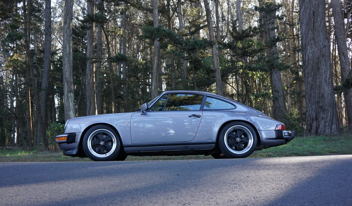 1987 Porsche 911 Carrera 3.2 - Image 13 of 31