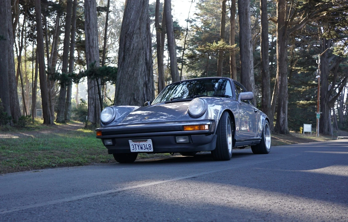 1987 Porsche 911 Carrera 3.2 - Image 11 of 31