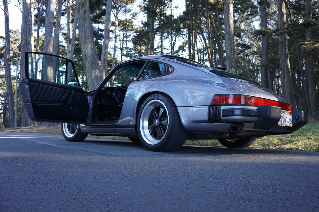 1987 Porsche 911 Carrera 3.2 - Image 29 of 31