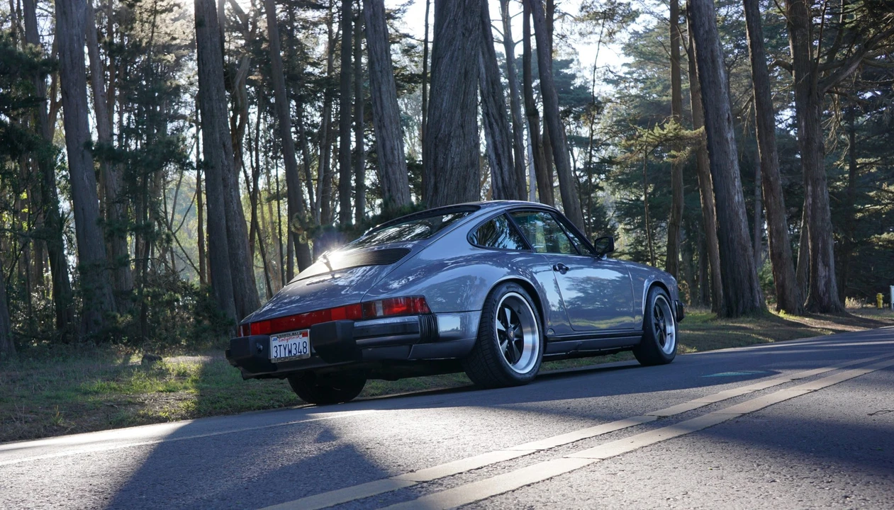 1987 Porsche 911 Carrera 3.2 - Image 22 of 31