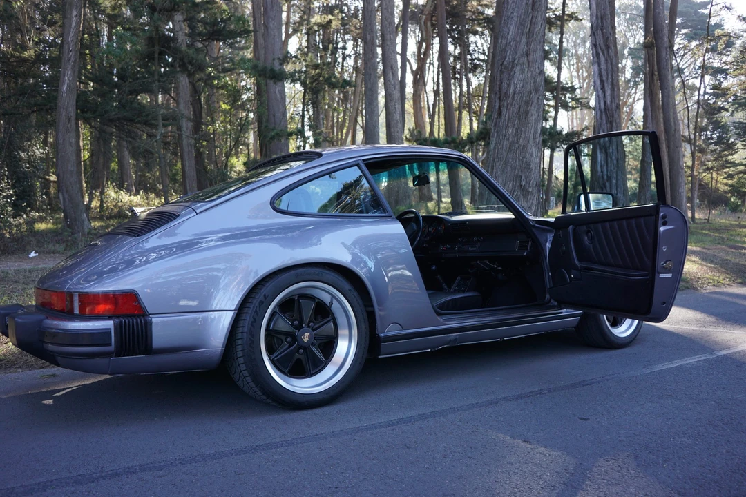 1987 Porsche 911 Carrera 3.2 - Image 28 of 31