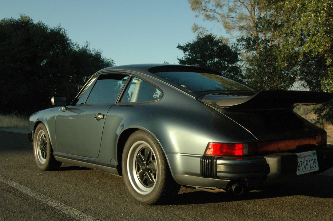 1987 Porsche 911 Carrera 3.2 - Image 13 of 31